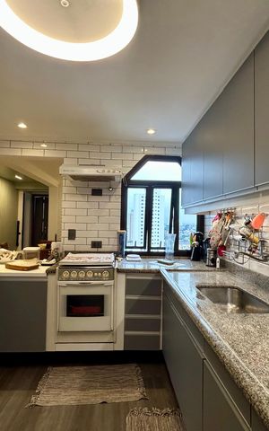 Apartamento à venda com 164m², 3 quartos e 2 vagas Apartamento à venda com 164m², 3 quartos e 2 vagasCozinha