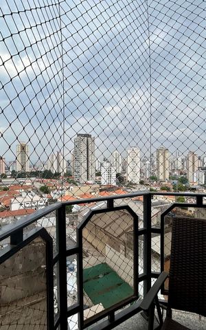 Apartamento à venda com 164m², 3 quartos e 2 vagas Apartamento à venda com 164m², 3 quartos e 2 vagasSacada Quarto 1