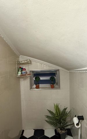 Casa à venda com 150m², 3 quartos e 1 vagaLavabo
