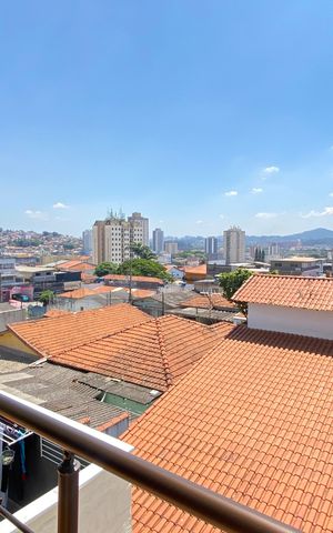 Casa à venda com 181m², 3 quartos e 2 vagasQuarto 3 - Varanda