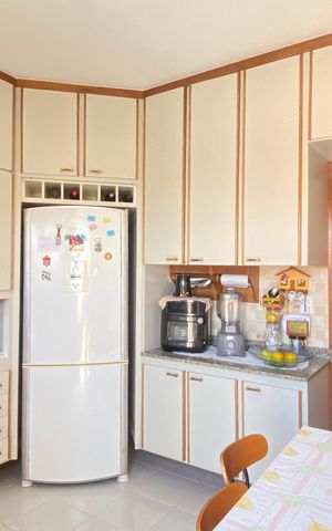 Casa à venda com 181m², 3 quartos e 2 vagasCozinha