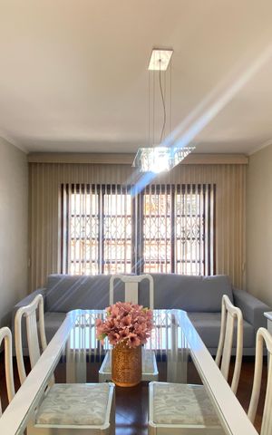 Casa à venda com 181m², 3 quartos e 2 vagasSala  - Corredor