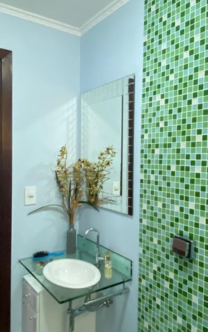 Casa à venda com 181m², 3 quartos e 2 vagasBanheiro 3