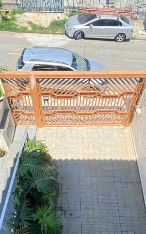 Casa à venda com 181m², 3 quartos e 2 vagasSuíte - Varanda - Vista