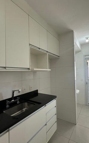 Apartamento para alugar com 93m², 3 quartos e 3 vagas Apartamento para alugar com 93m², 3 quartos e 3 vagasCozinha