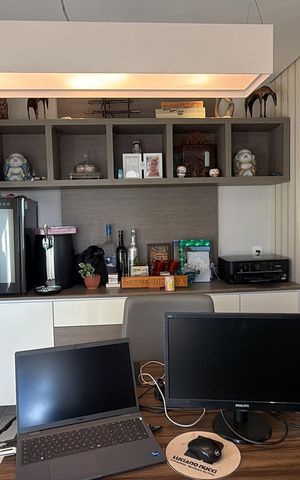 Apartamento à venda com 130m², 3 quartos e 3 vagasEscritório