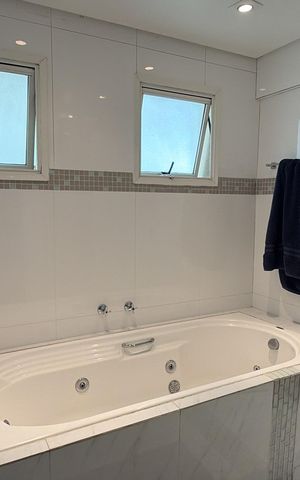 Apartamento à venda com 130m², 3 quartos e 3 vagasBanheiro da Suíte
