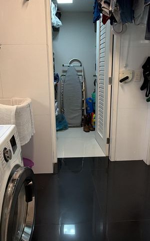 Apartamento à venda com 130m², 3 quartos e 3 vagasÁrea de Serviço
