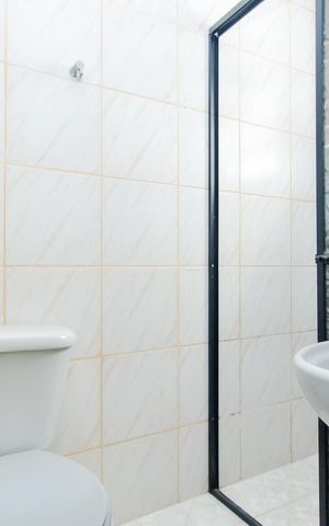 Casa para alugar com 75m², 3 quartos e 2 vagasBanheiro da Suíte