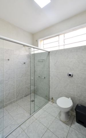 Apartamento para alugar com 90m², 2 quartos e 1 vaga Apartamento para alugar com 90m², 2 quartos e 1 vagaBanheiro