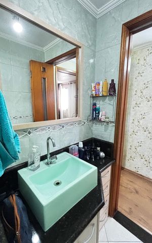 Apartamento à venda com 55m², 2 quartos e 1 vaga Apartamento à venda com 55m², 2 quartos e 1 vagaBanheiro