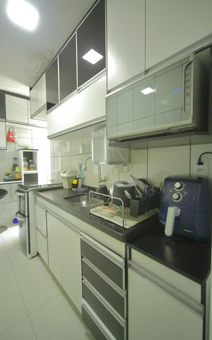 Apartamento à venda com 50m², 2 quartos e 2 vagasCozinha 