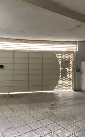 Casa para alugar com 189m², 3 quartos e 3 vagas Casa para alugar com 189m², 3 quartos e 3 vagasGaragem
