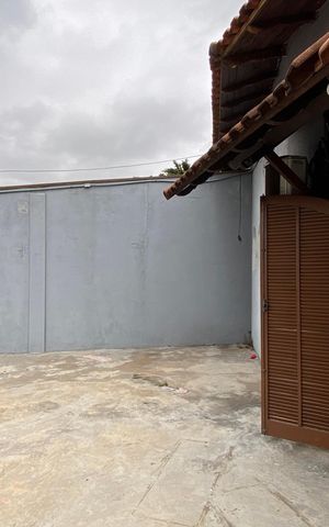 Casa para alugar com 189m², 3 quartos e 3 vagas Casa para alugar com 189m², 3 quartos e 3 vagasVaranda