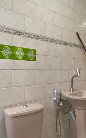 Casa para alugar com 189m², 3 quartos e 3 vagas Casa para alugar com 189m², 3 quartos e 3 vagasBanheiro da Suíte