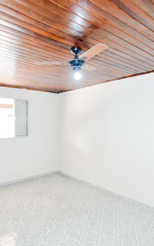 Casa para alugar com 83m², 1 quarto e 2 vagasQuarto