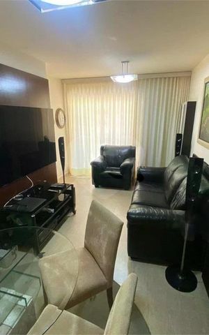 Apartamento à venda com 48m², 1 quarto e 1 vaga