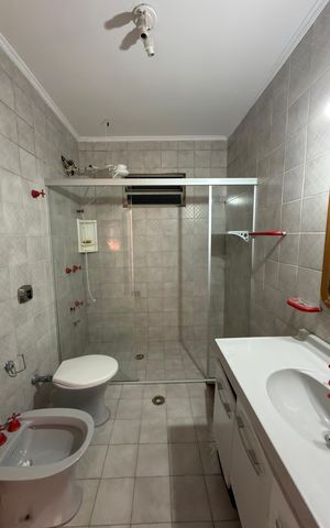 Casa para alugar com 400m², 3 quartos e 10 vagasBanheiro Social