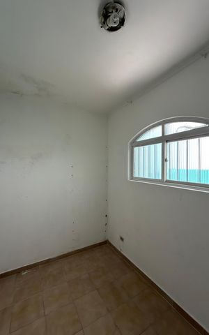 Casa para alugar com 400m², 3 quartos e 10 vagasEscritório