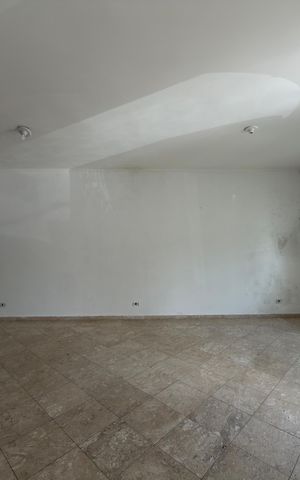 Casa para alugar com 400m², 3 quartos e 10 vagasSala