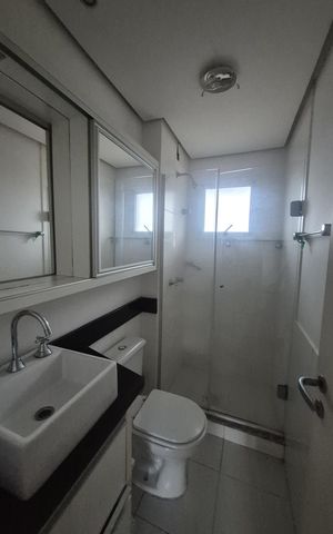 Casa de condomínio à venda com 98m², 3 quartos e 1 vaga Casa de condomínio à venda com 98m², 3 quartos e 1 vagaBanheiro