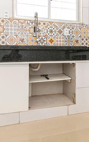 Casa para alugar com 80m², 2 quartos e 1 vaga Casa para alugar com 80m², 2 quartos e 1 vagaCozinha - Armários
