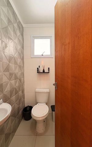 Casa à venda com 151m², 2 quartos e 2 vagas Casa à venda com 151m², 2 quartos e 2 vagasLavabo