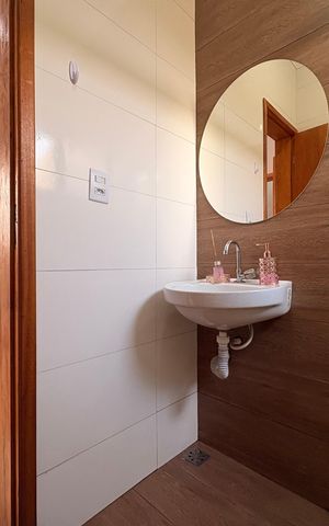 Casa à venda com 151m², 2 quartos e 2 vagas Casa à venda com 151m², 2 quartos e 2 vagasBanheiro da suíte 1