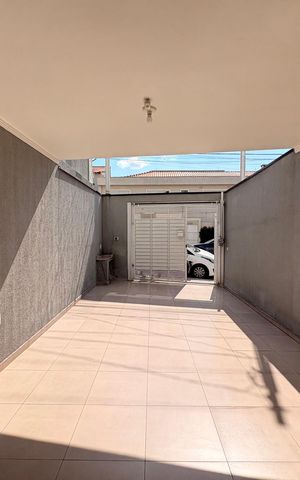 Casa à venda com 151m², 2 quartos e 2 vagas Casa à venda com 151m², 2 quartos e 2 vagasGaragem