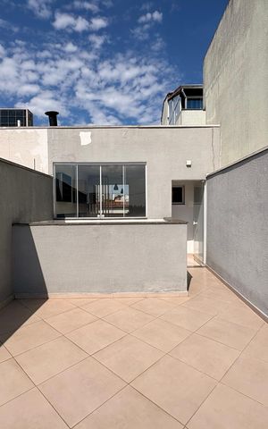 Casa à venda com 151m², 2 quartos e 2 vagas Casa à venda com 151m², 2 quartos e 2 vagasCobertura