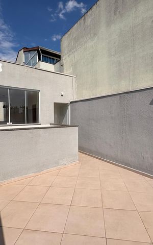 Casa à venda com 151m², 2 quartos e 2 vagas Casa à venda com 151m², 2 quartos e 2 vagasCobertura