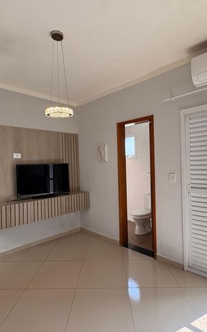 Casa à venda com 151m², 2 quartos e 2 vagas Casa à venda com 151m², 2 quartos e 2 vagasSuite 2