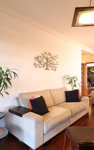 Casa à venda com 370m², 3 quartos e 5 vagasSala