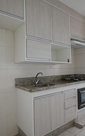 Apartamento para alugar com 60m², 2 quartos e 2 vagasCozinha