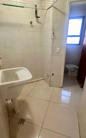 Apartamento à venda com 80m², 3 quartos e 1 vaga Apartamento à venda com 80m², 3 quartos e 1 vagaÁrea de Serviço