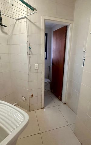 Apartamento à venda com 80m², 3 quartos e 1 vaga Apartamento à venda com 80m², 3 quartos e 1 vagaÁrea de Serviço