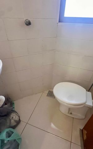 Apartamento à venda com 80m², 3 quartos e 1 vaga Apartamento à venda com 80m², 3 quartos e 1 vagaBanheiro 2