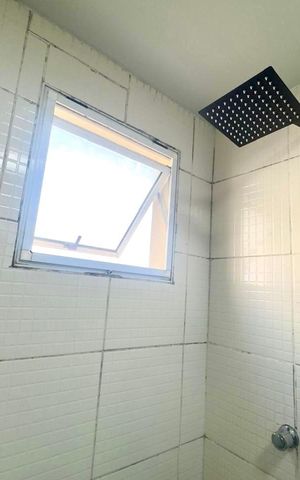Apartamento à venda com 45m², 2 quartos e sem vaga Apartamento à venda com 45m², 2 quartos e sem vagaBanheiro