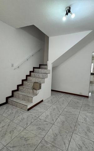 Casa para alugar com 125m², 3 quartos e 1 vaga Casa para alugar com 125m², 3 quartos e 1 vagaSala