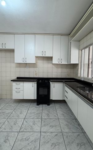 Casa para alugar com 125m², 3 quartos e 1 vaga Casa para alugar com 125m², 3 quartos e 1 vagaCozinha