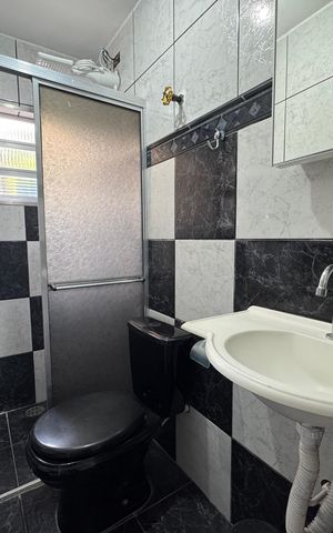 Casa para alugar com 125m², 3 quartos e 1 vaga Casa para alugar com 125m², 3 quartos e 1 vagaBanheiro 2