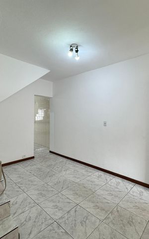 Casa para alugar com 125m², 3 quartos e 1 vaga Casa para alugar com 125m², 3 quartos e 1 vagaSala