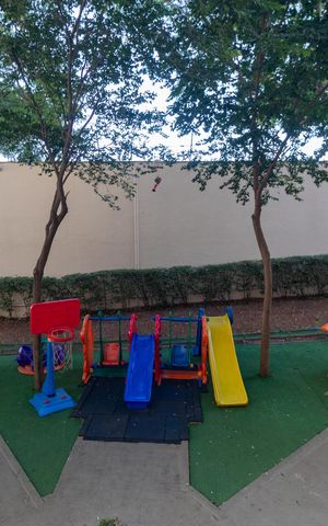 Apartamento para alugar com 55m², 2 quartos e 1 vaga Apartamento para alugar com 55m², 2 quartos e 1 vagaÁrea comum - Playground