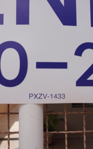 Casa à venda com 132m², 3 quartos e 3 vagasFachada placa PXZV 1433