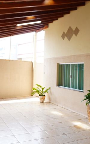 Casa à venda com 132m², 3 quartos e 3 vagasGaragem