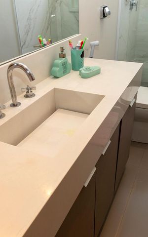 Casa de condomínio à venda com 260m², 3 quartos e 2 vagasBANHEIRO SOCIAL
