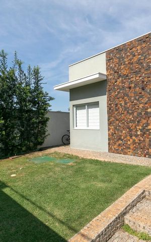 Casa de condomínio à venda com 260m², 3 quartos e 2 vagasGARDEM