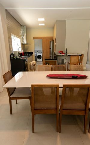 Casa de condomínio à venda com 260m², 3 quartos e 2 vagasSALA PARA DOIS AMBIENTES (ABERTA)