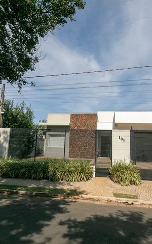 Casa de condomínio à venda com 260m², 3 quartos e 2 vagasFACHADA DO IMÓVEL