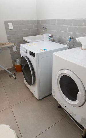 Casa de condomínio à venda com 260m², 3 quartos e 2 vagasÁREA DE SERVIÇO
